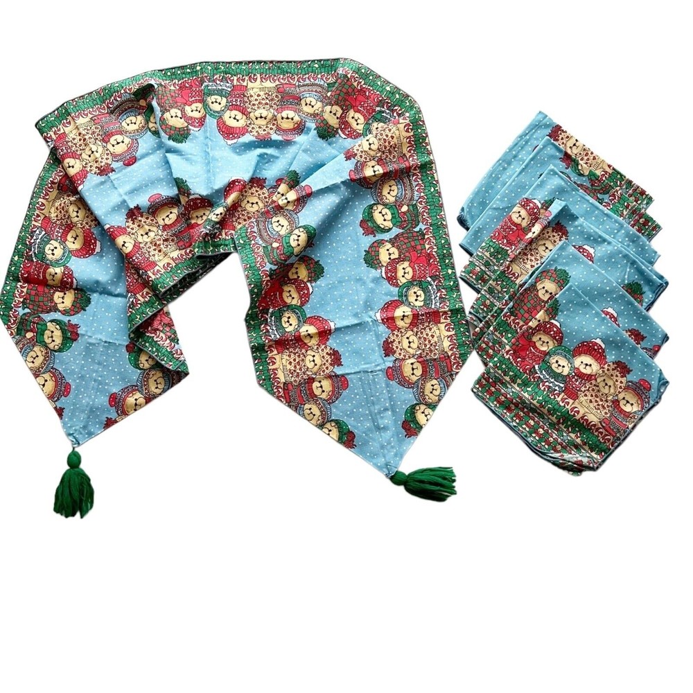 Leacock & Co Winter Christmas Teddy Bear Sweater Candy Table Runner & 6 Napkins